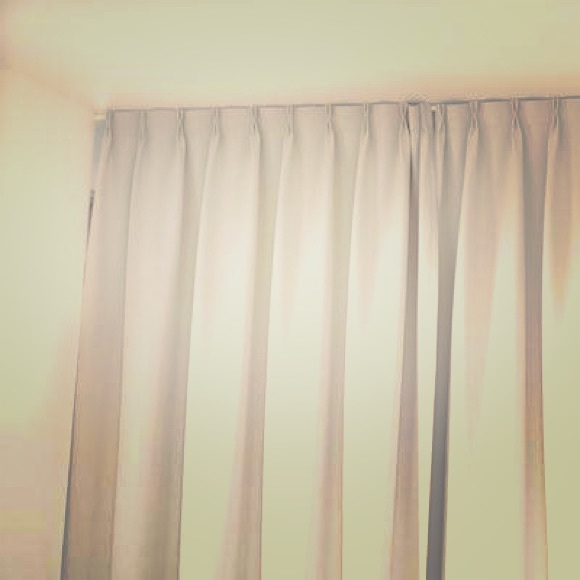 Curtains - Picture 1 of 1